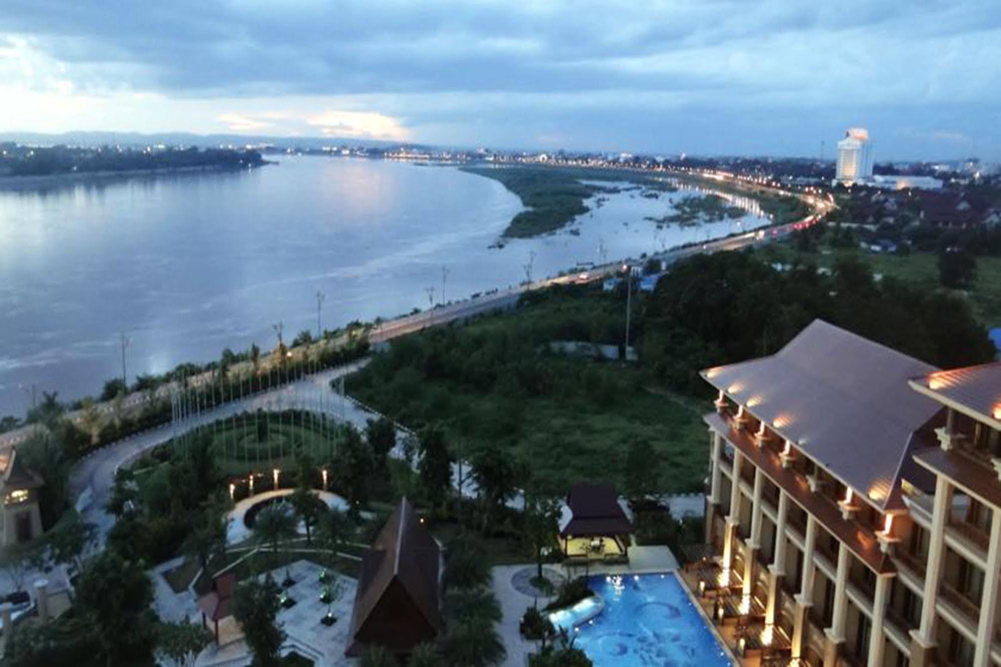 Landmark Mekong Riverside Hotel Vientiane Exterior foto